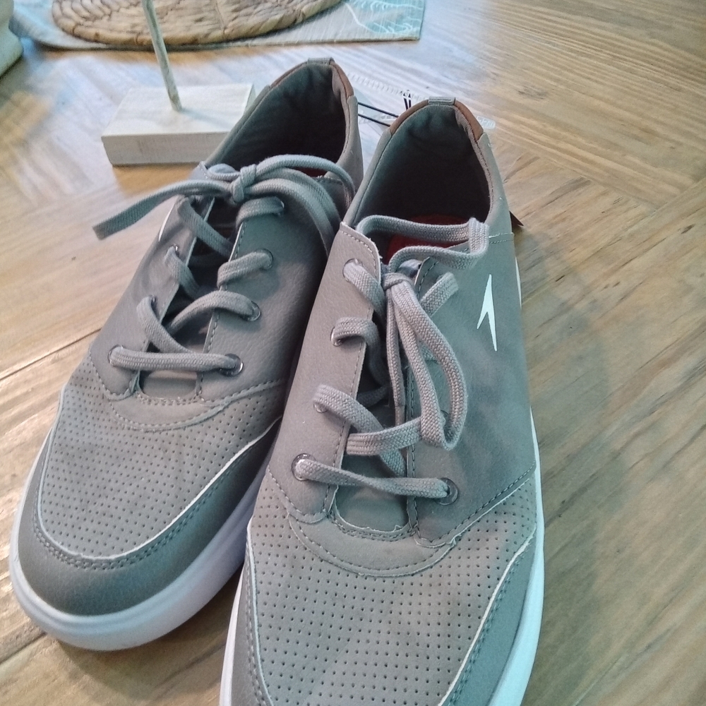 Men's Speedo Tiller Gray Water Shoes Size 9/10. Light Weight Quick Dry NWT